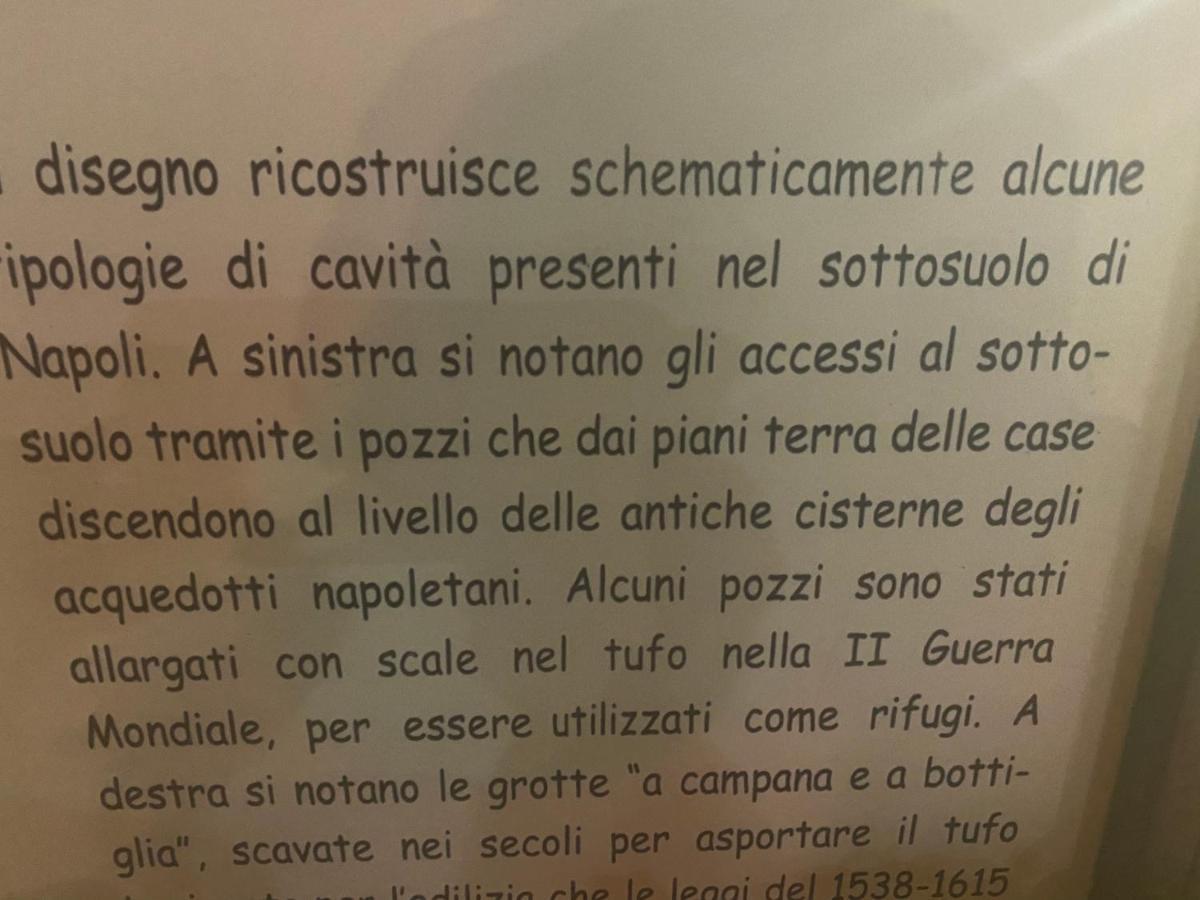 Appartamento Casa Gioia, Tra Palazzo Reale,Lungomare E Monte Echia Napoli Esterno foto